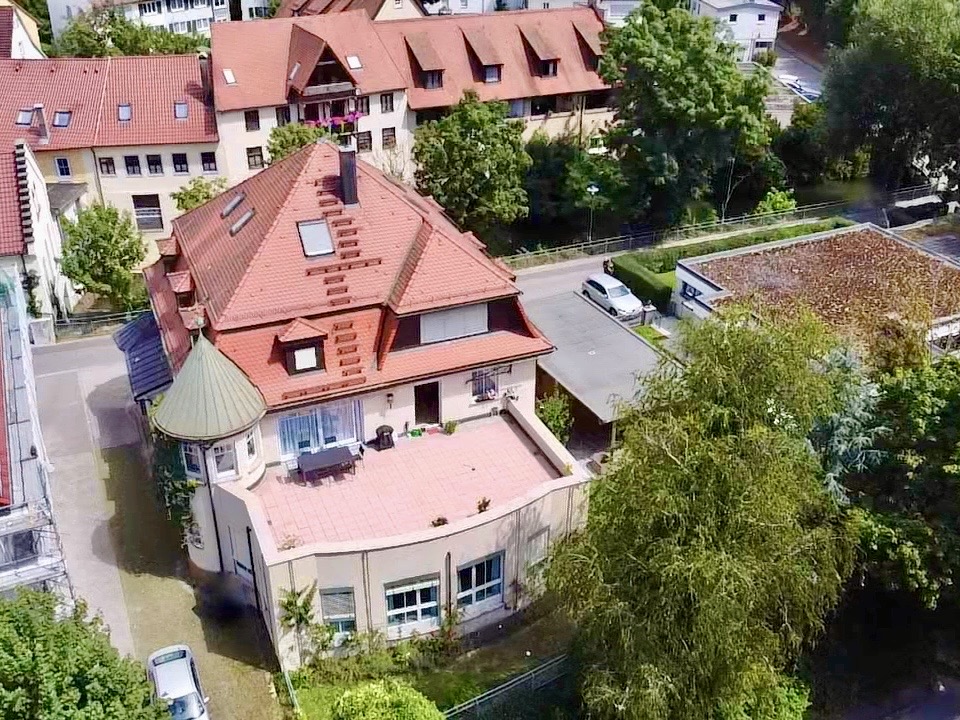 Aussenansicht Stadtvilla
