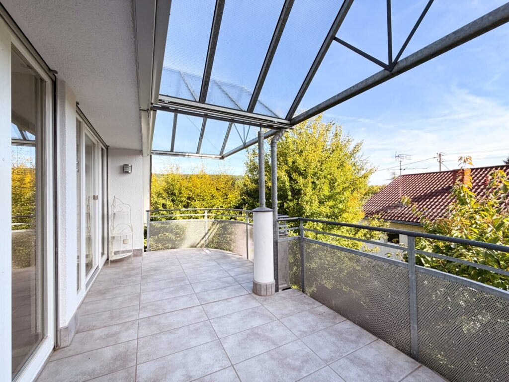 ueberdachter Suedbalkon