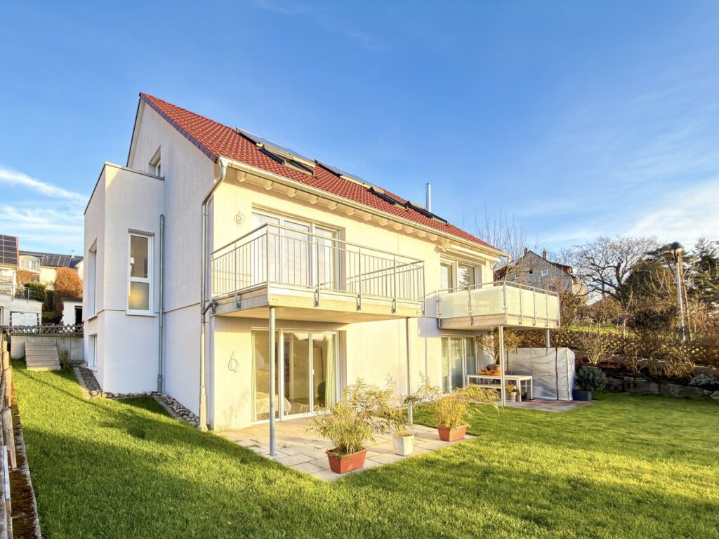 Haus und Gartenansicht