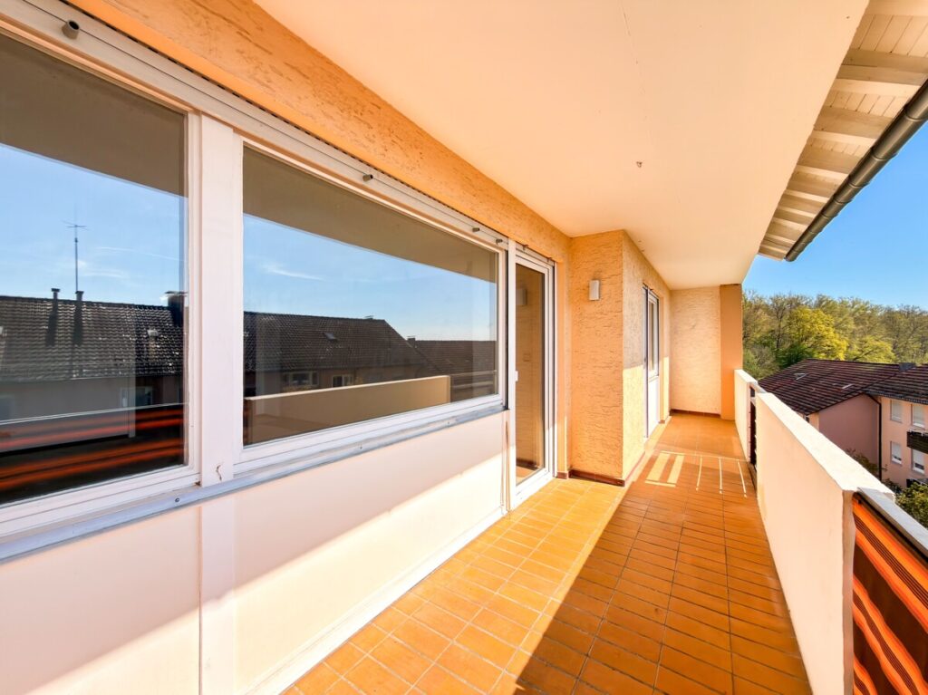 Langer Balkon
